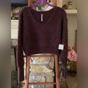 BNWT Free People Olivia Pullover XS 
“Decadent” Burgundy color